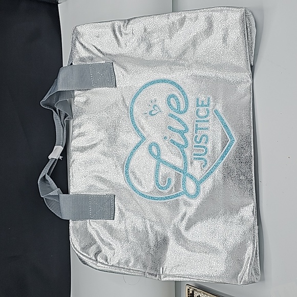 Justice Bag - Picture 5 of 7